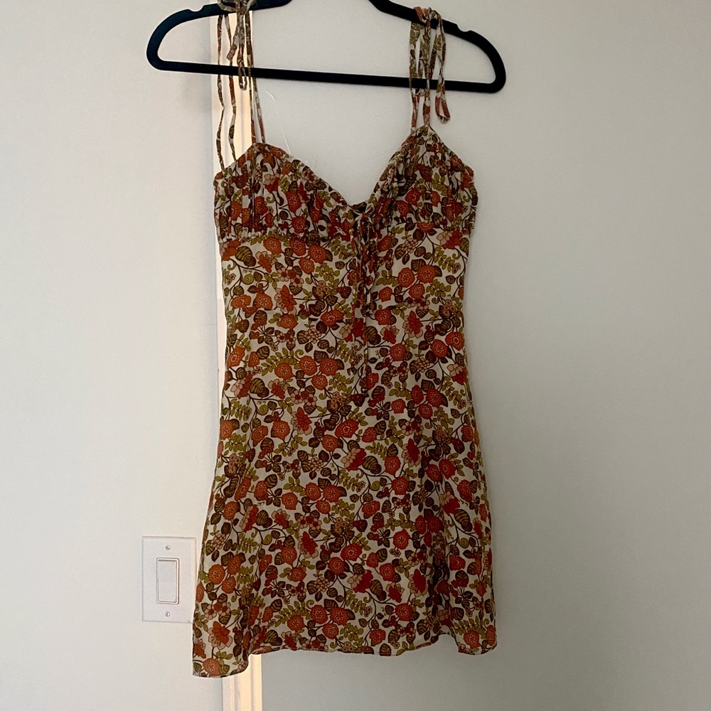 Realisation Par The Devon in 70s Floral XS